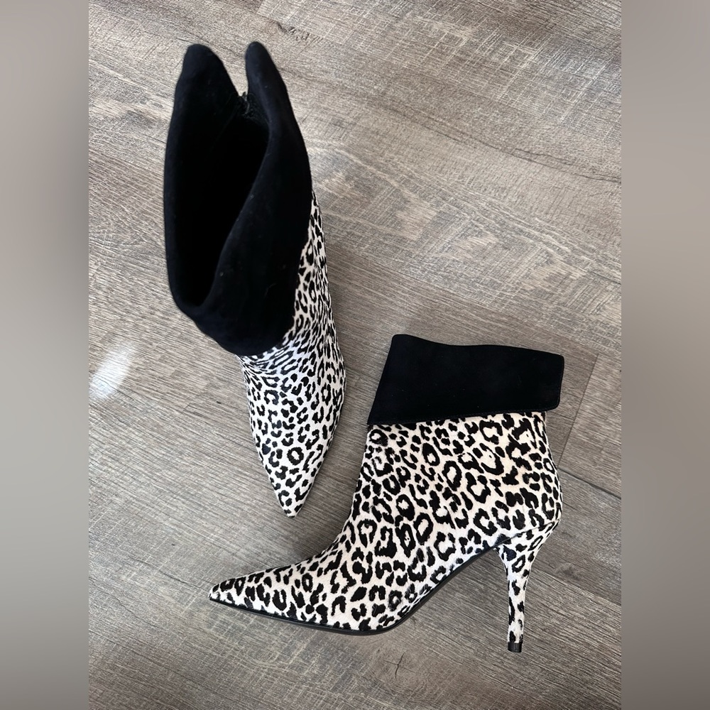 NWOT Marc Fisher Pointed Toe Leopard Calf Hair Fifily Booties - Size 7